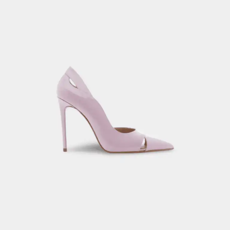 Pale pink pointed pump made in Italy