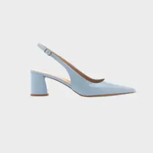 manufacturing slingbacks in italy