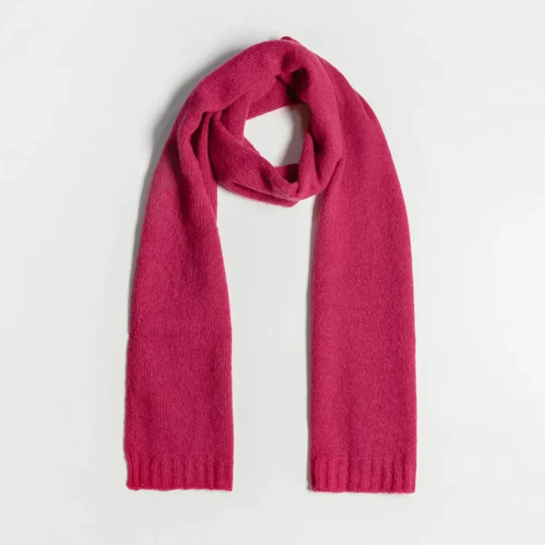 Pink wool scarf made in Italy