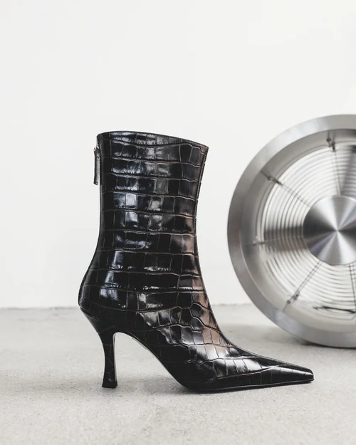 Hagelstam crocodile-embossed black ankle boot with a sculpted heel, Act Six