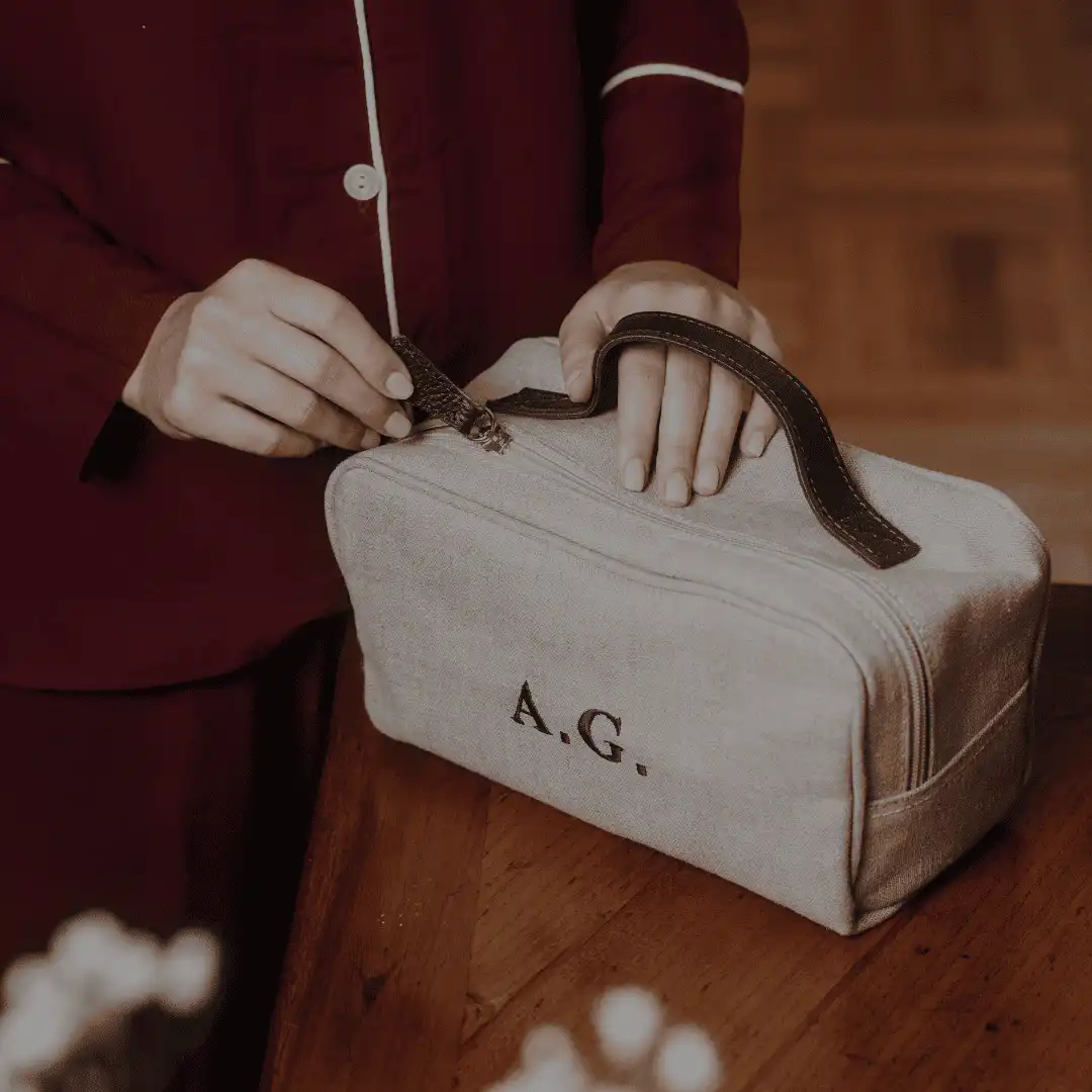 Ad Hoc Atelier washbag with a leather handle and embroidered initials, made in Italy with Italian Artisan